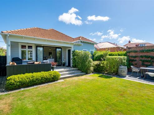 38 Ings Avenue, Saint Clair