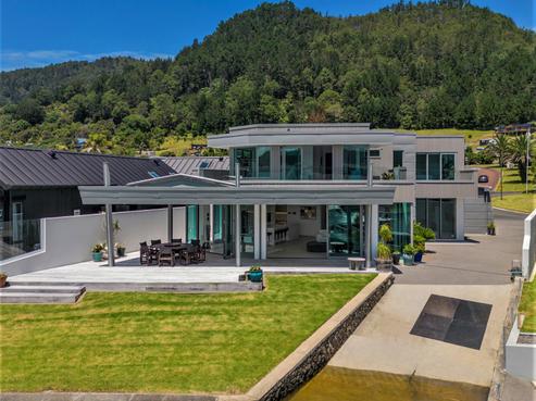 409 Waterways Parade, Pauanui