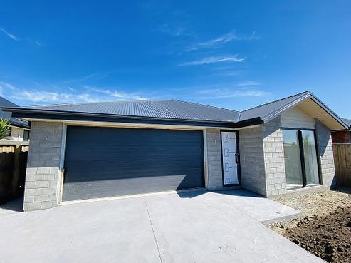 8 Quinn Crescent, Woodend