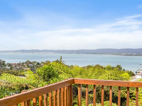 3 Mariners View Road, Beach Haven