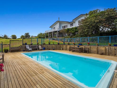 26 Dawn Parade, Coastlands