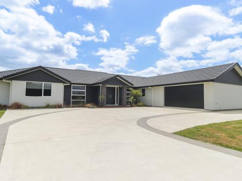 1256 Kanuka Drive, Waitarere
