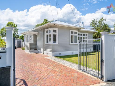 7 Mitchell Street, Epuni