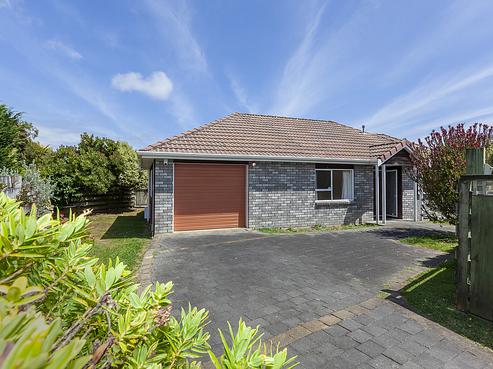 16A Awanui Drive, Waikanae