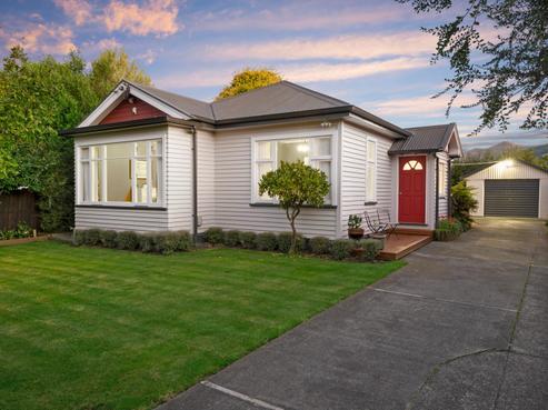 80 Martin Avenue, Beckenham