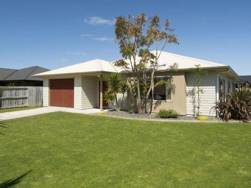 103 Solomon Street, Brookfield