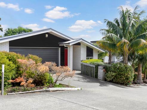 17 Rahotu Way, Bayview