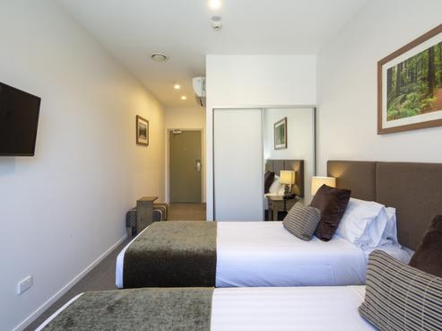 308/32 Red Oaks Drive, Frankton