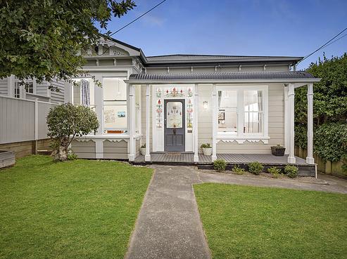 18 Overtoun Terrace, Hataitai