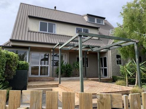14 Busby Hill, Havelock North