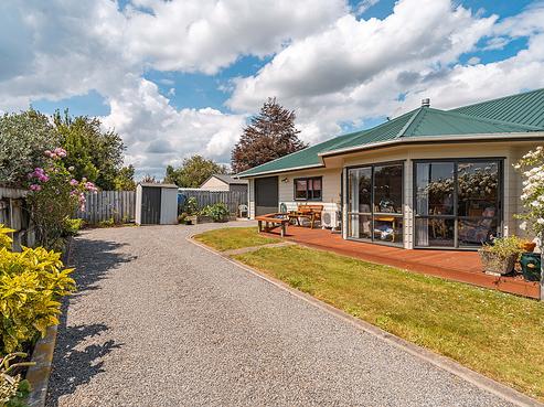47 Grey Street, Martinborough