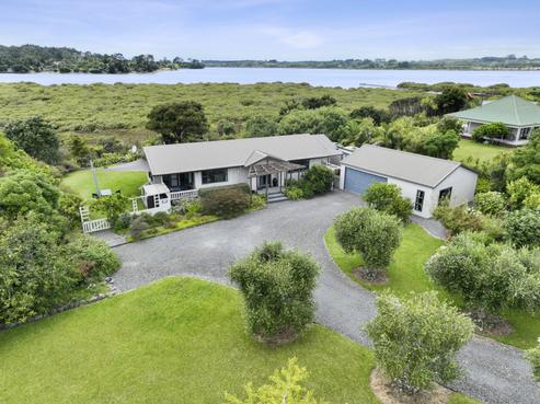 76 Molesworth Drive, Mangawhai