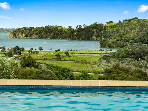 923 Takatu Road, Tawharanui Peninsula
