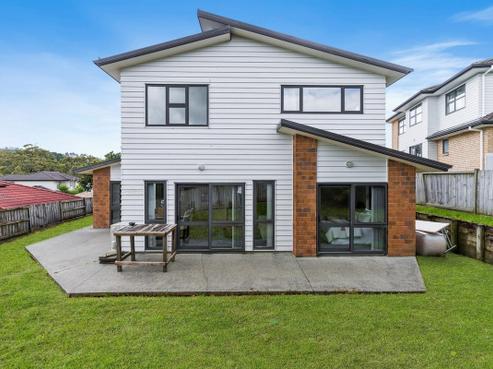 127 Keri Vista Rise, Papakura