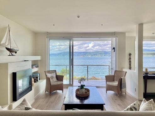 3/363 Karaka Bay Road, Karaka Bays
