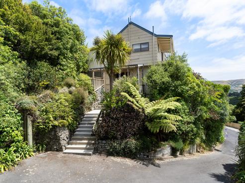4 Bushland Grove, Paparangi