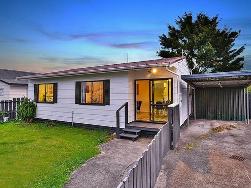 1/12 De Bloge Place, Clendon Park