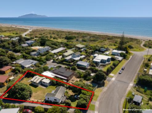 26 The Avenue, Otaki Beach