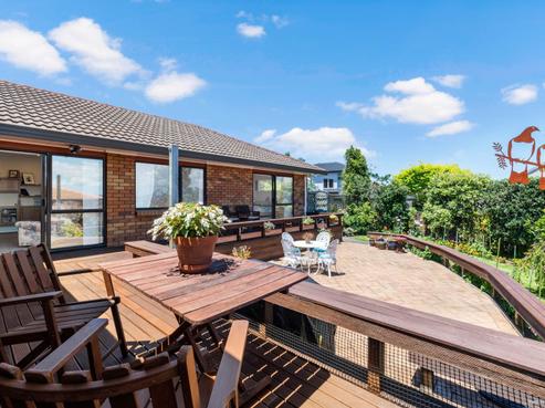 18 Clydesdale Avenue, Somerville
