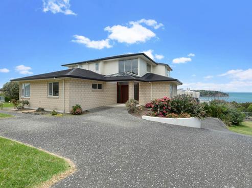 39 Clansman Terrace, Gulf Harbour
