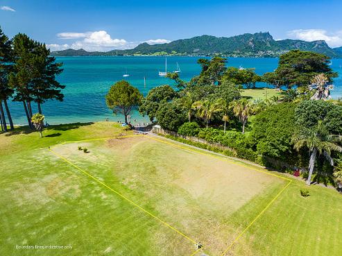 14 Aarts Place, One Tree Point