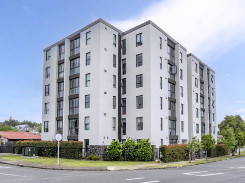 301/82 Jellicoe Road, Panmure