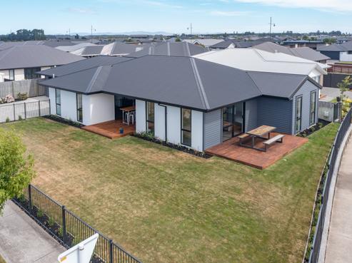 6 Awatere Street, Pegasus