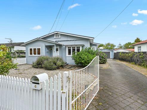 6 Wilson Street, Hamilton East