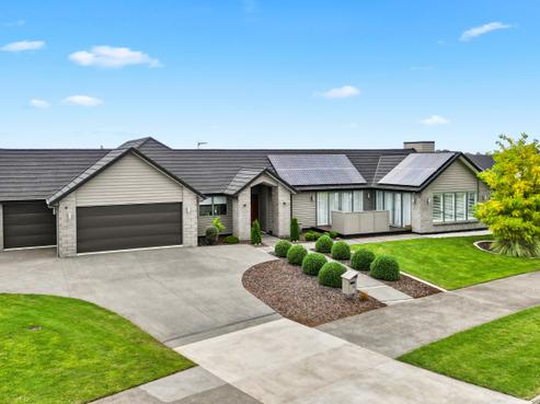 5 Moemoea Place, Cambridge