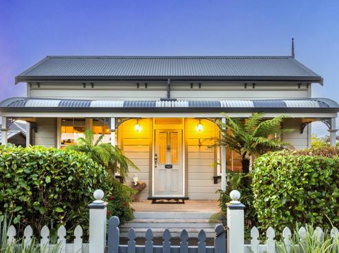 2 Martin Street, Waikanae