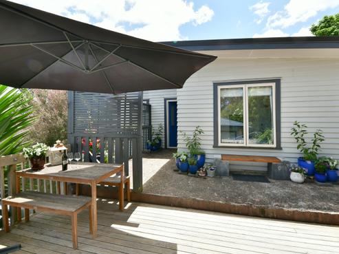 2/596 Whangaparaoa Road, Stanmore Bay