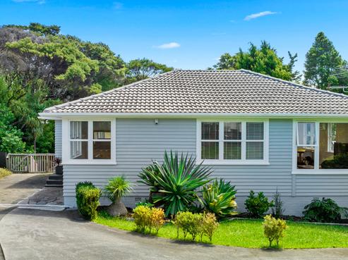 66 Roseberry Avenue, Birkenhead
