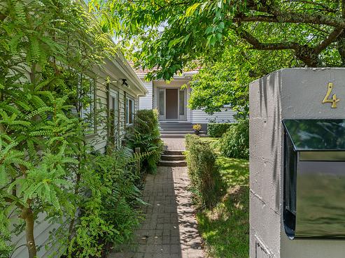 4 Kowhai Street, Glenholme
