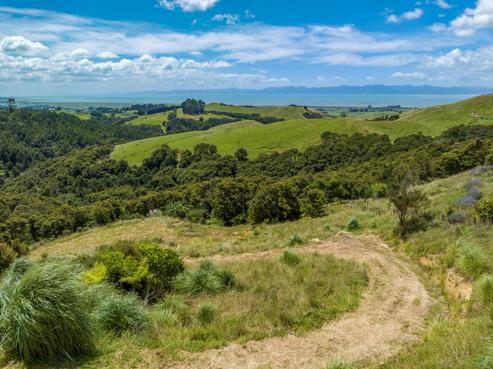 149A Rataroa Road, Miranda