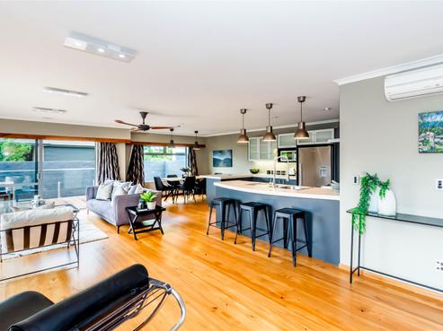 10 Matuhi Street, Waikanae