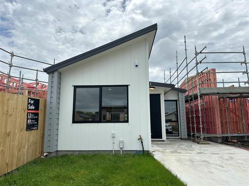 22 Combat Street, Papakura