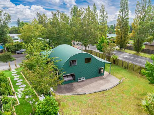 1 Tohe Cul, Kinloch
