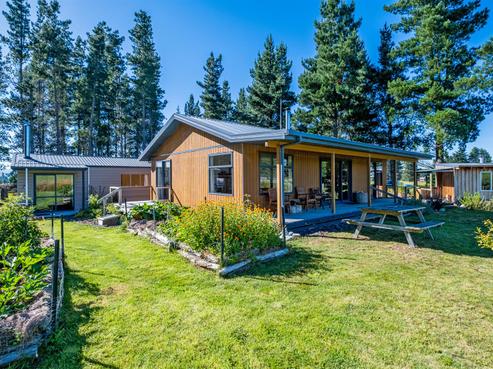 999 Clayton Road, Fairlie