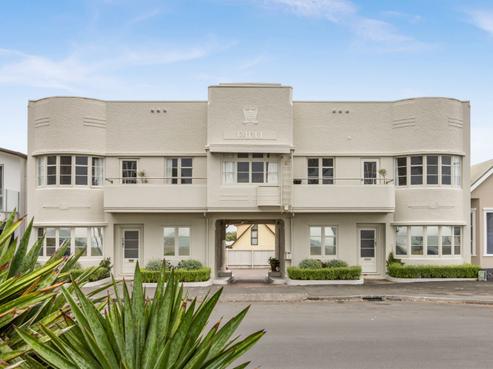 541C Marine Parade, Napier South