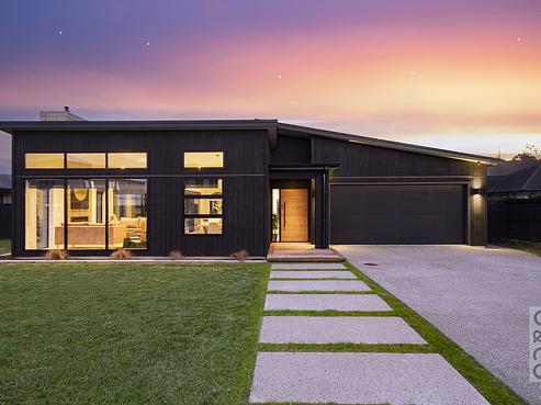19 Orchard Terrace, Riverhead