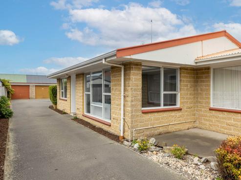 2/24 Longfellow Street, Sydenham