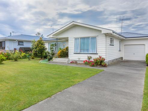 218 Kennedy Road, Onekawa