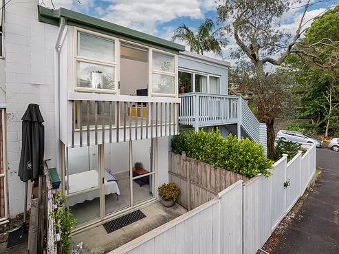 2/27 Don Croot Street, Morningside