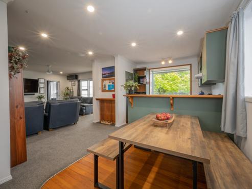 30 Brandon Street, Alexandra