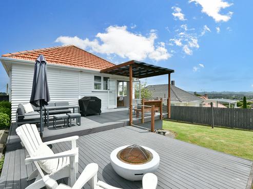 32 Karaka Street, Helensville