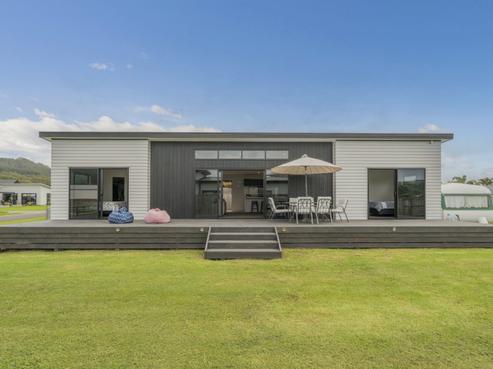 16 Navigation Drive, Cooks Beach