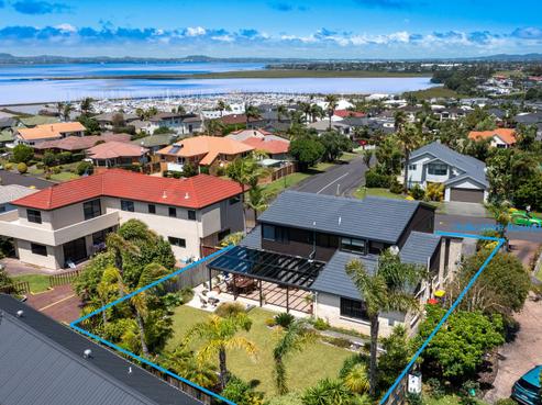 8 Ferntree Terrace, West Harbour