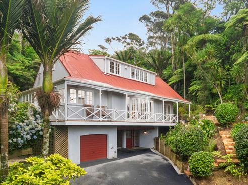 74 Scenic Drive, Titirangi