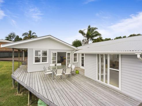 22 Trinidad Road, Sunnynook