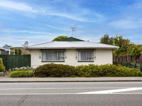 1/130 Main North Road, Papanui